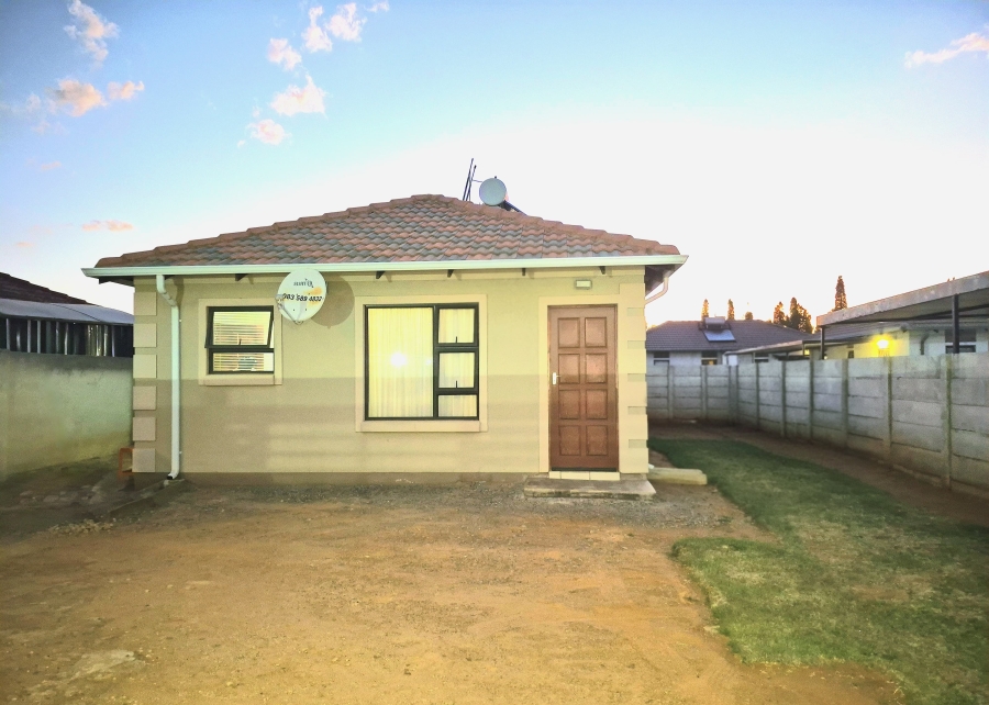 2 Bedroom Property for Sale in Crystal Park Gauteng