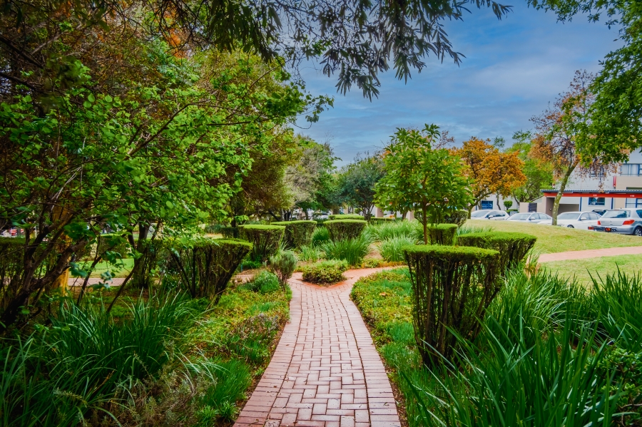 1 Bedroom Property for Sale in Jackal Creek Golf Estate Gauteng
