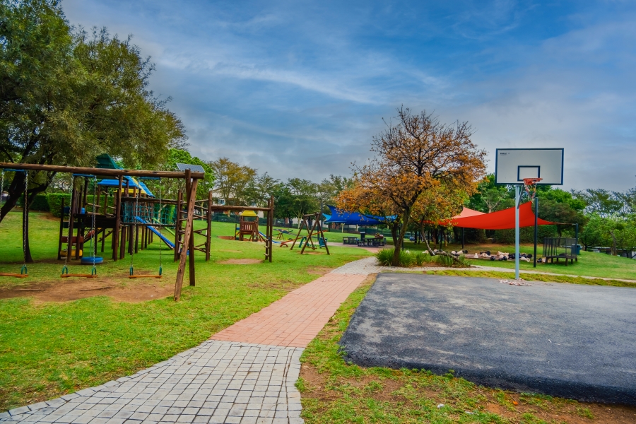 1 Bedroom Property for Sale in Jackal Creek Golf Estate Gauteng