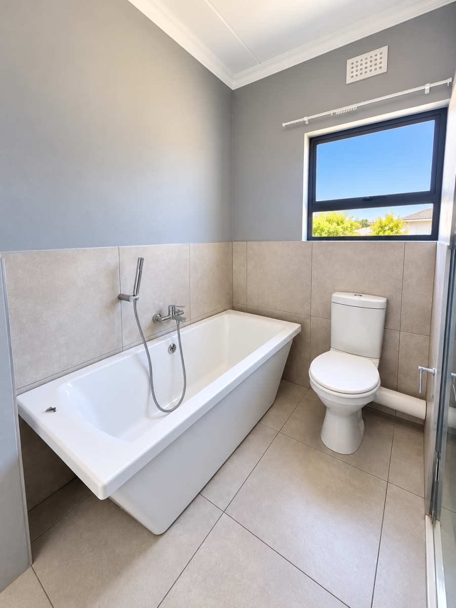 To Let 3 Bedroom Property for Rent in Austinview Gauteng
