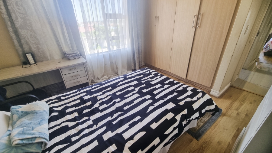 4 Bedroom Property for Sale in Crescent Wood Country Estate Gauteng