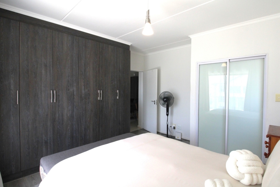 2 Bedroom Property for Sale in Bryanston Gauteng