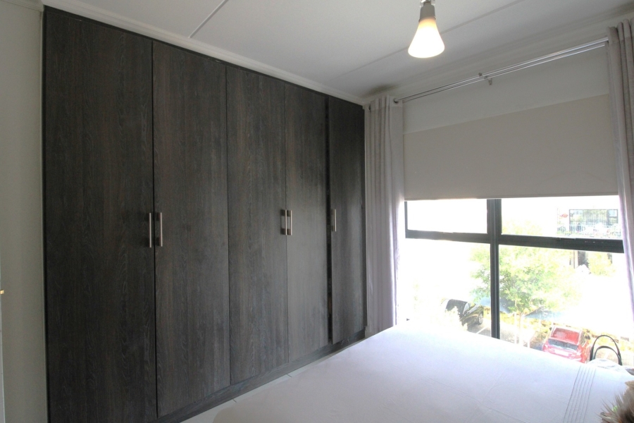 2 Bedroom Property for Sale in Bryanston Gauteng