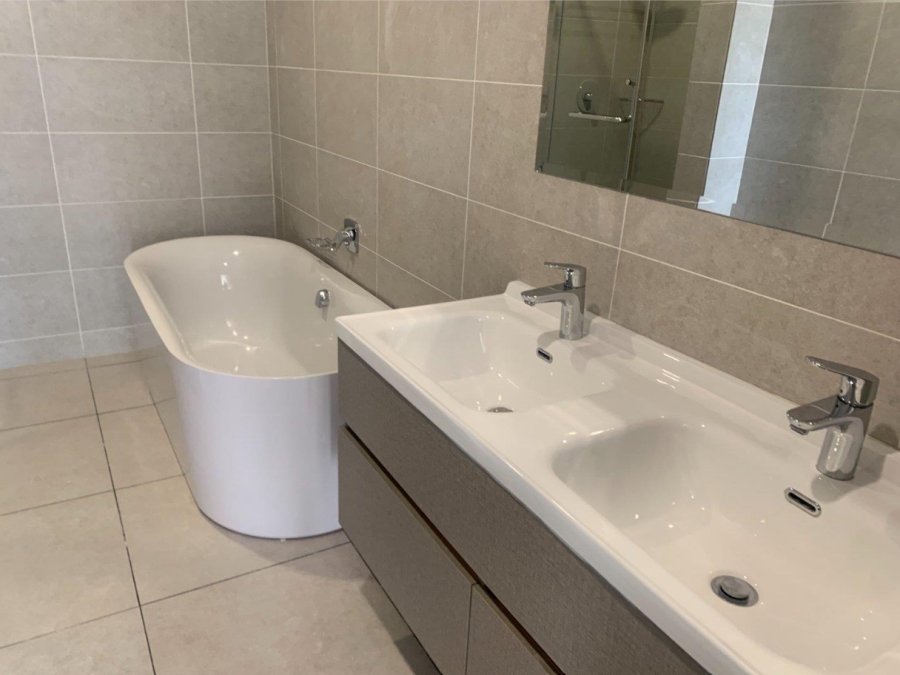 To Let 2 Bedroom Property for Rent in Greenstone Hill Gauteng