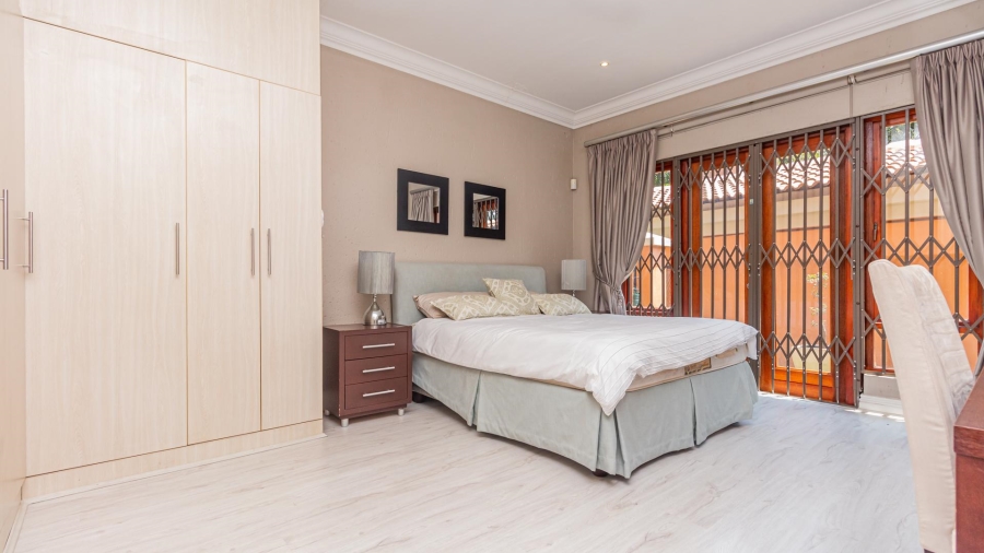 2 Bedroom Property for Sale in Morningside Gauteng