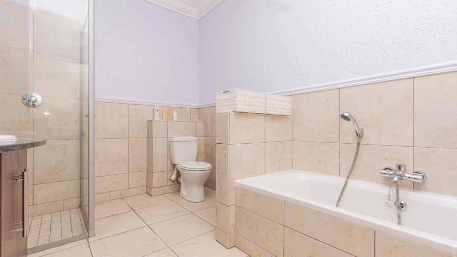 2 Bedroom Property for Sale in Morningside Gauteng