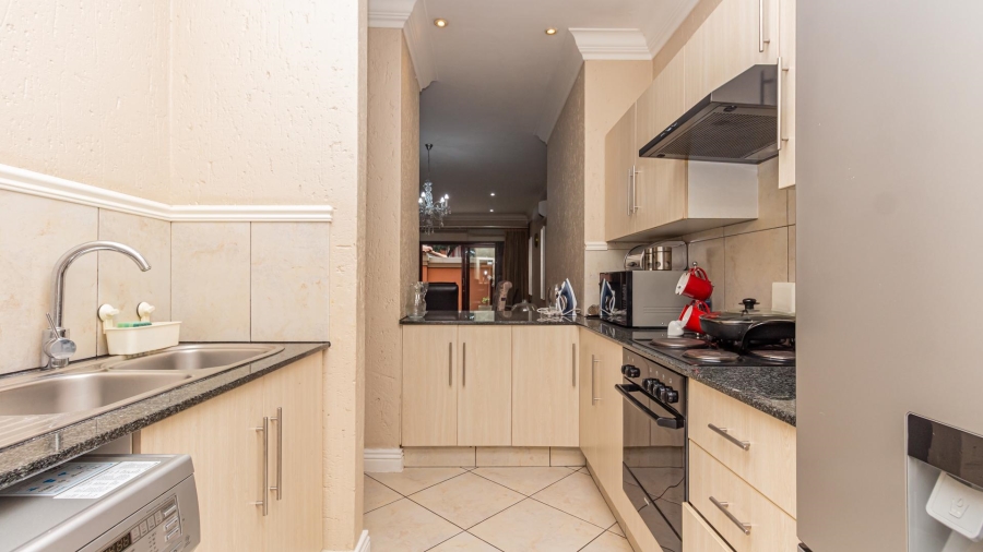 2 Bedroom Property for Sale in Morningside Gauteng