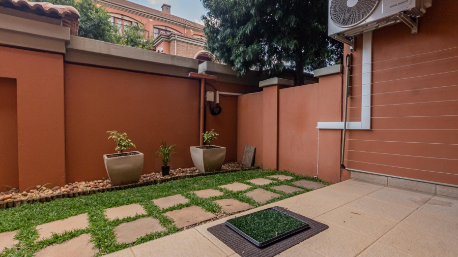 2 Bedroom Property for Sale in Morningside Gauteng