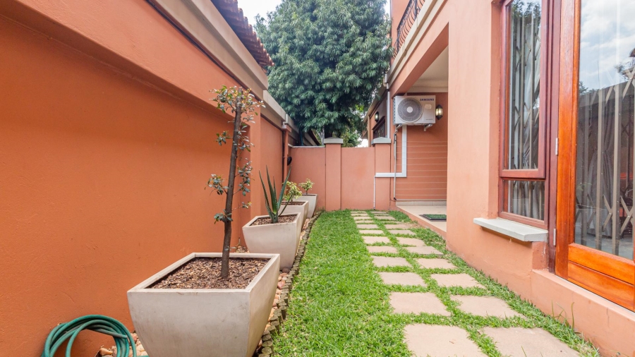 2 Bedroom Property for Sale in Morningside Gauteng