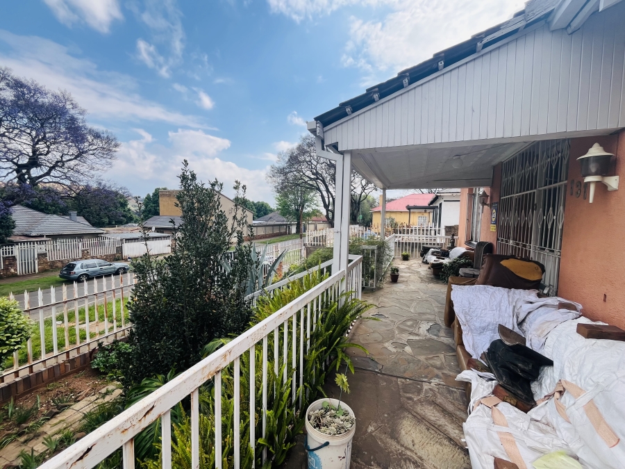 3 Bedroom Property for Sale in Bezuidenhout Valley Gauteng