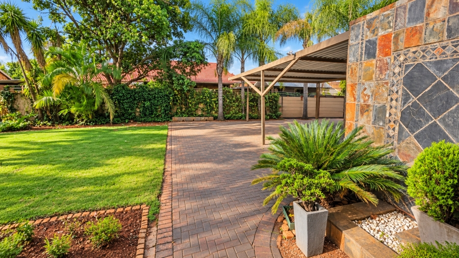 3 Bedroom Property for Sale in Montana Tuine Gauteng
