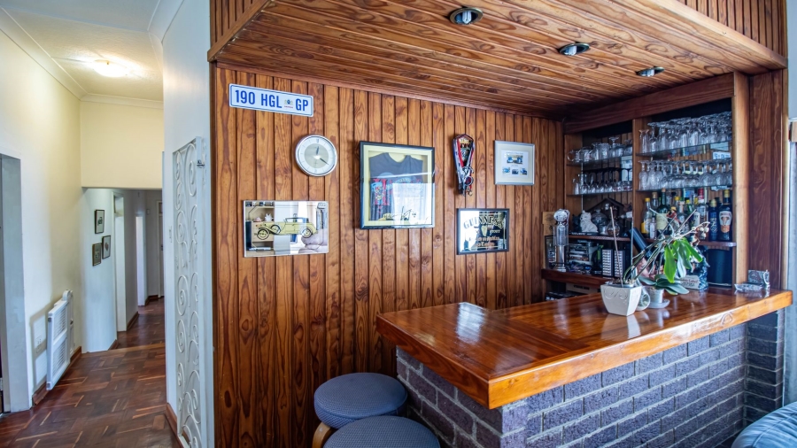 4 Bedroom Property for Sale in Linmeyer Gauteng