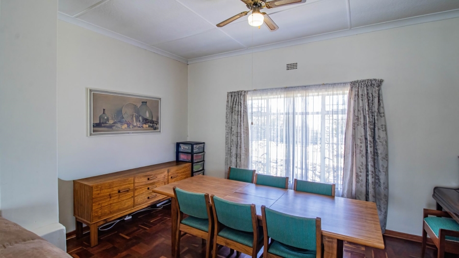 4 Bedroom Property for Sale in Linmeyer Gauteng