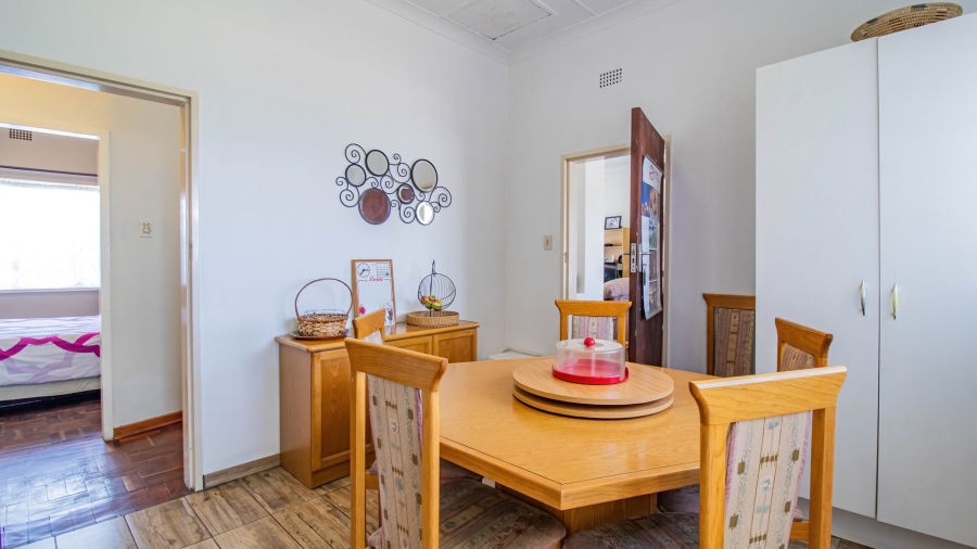 4 Bedroom Property for Sale in Linmeyer Gauteng