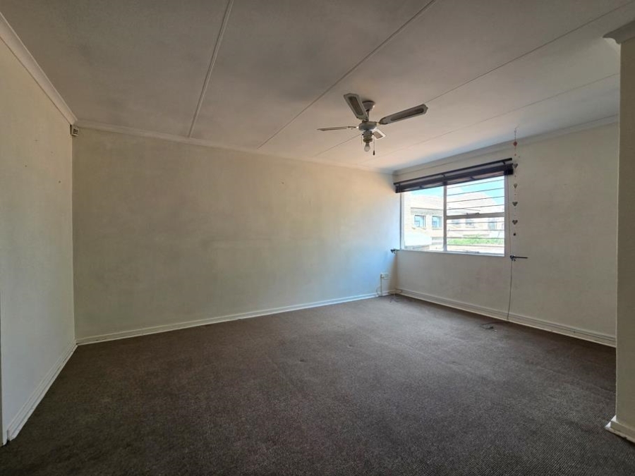 5 Bedroom Property for Sale in New Redruth Gauteng