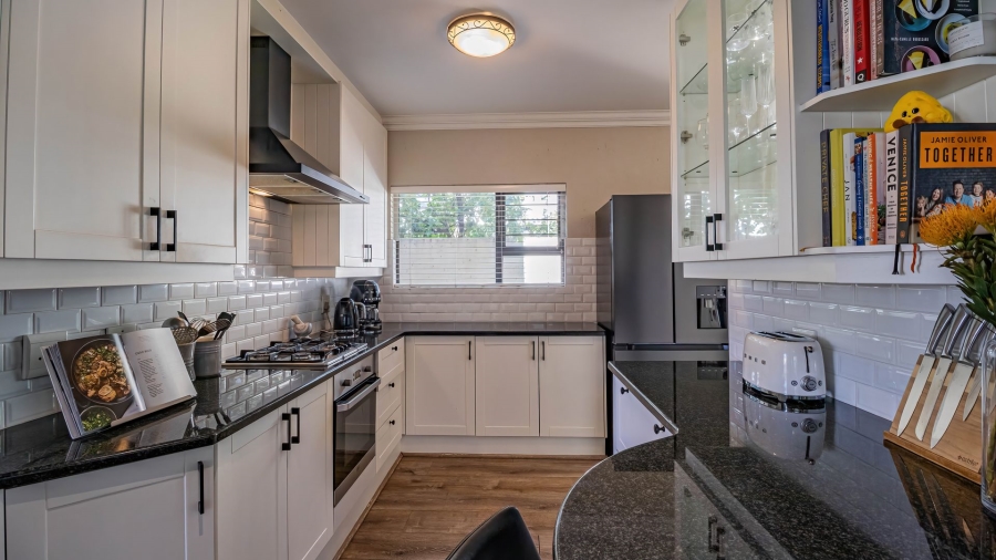 4 Bedroom Property for Sale in Beverley Gauteng