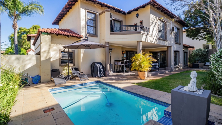 4 Bedroom Property for Sale in Beverley Gauteng