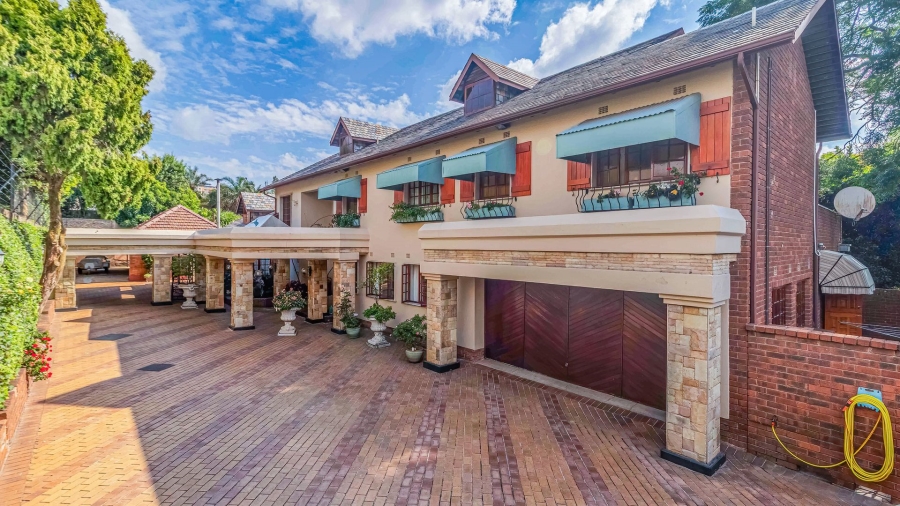 4 Bedroom Property for Sale in Bedfordview Gauteng