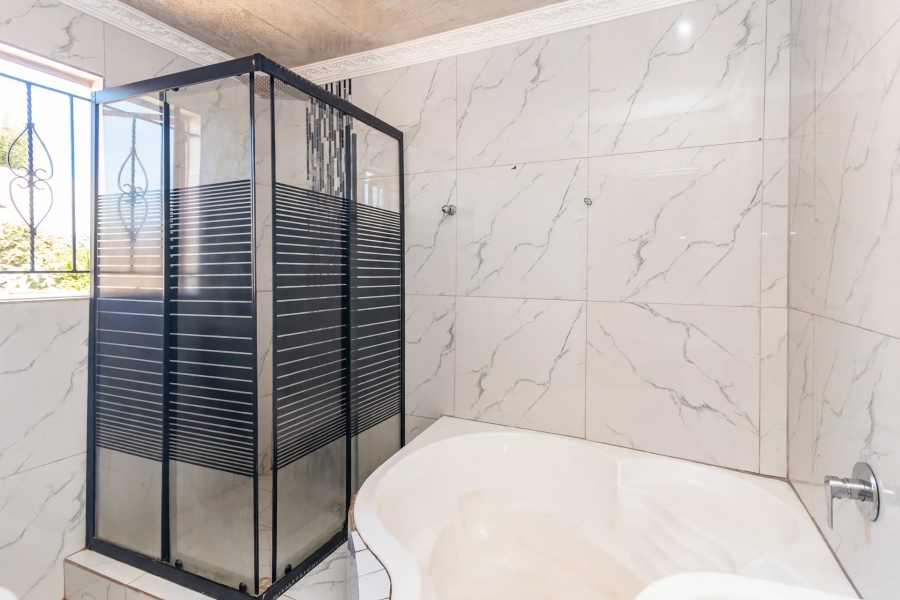 2 Bedroom Property for Sale in Glen Ridge Gauteng