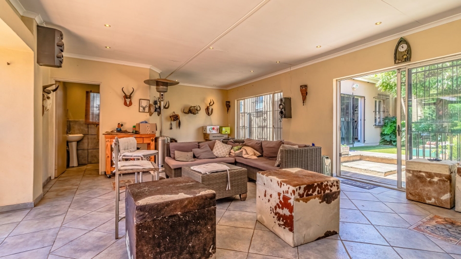 3 Bedroom Property for Sale in Hurlyvale Gauteng