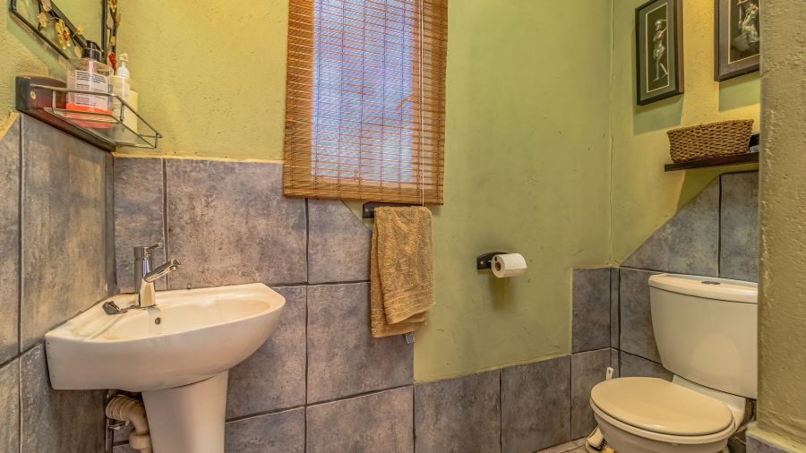 3 Bedroom Property for Sale in Hurlyvale Gauteng
