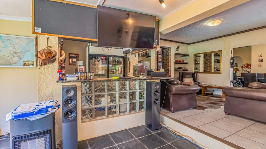 3 Bedroom Property for Sale in Hurlyvale Gauteng