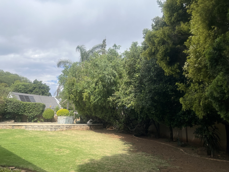 4 Bedroom Property for Sale in Glenvista Gauteng