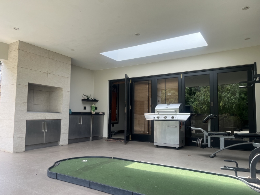 4 Bedroom Property for Sale in Glenvista Gauteng