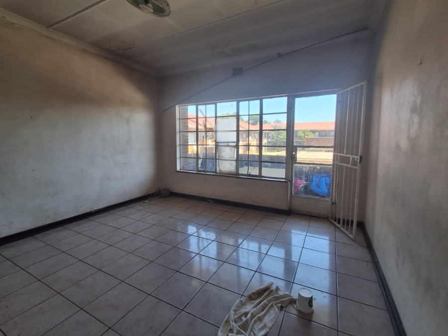 2 Bedroom Property for Sale in Germiston Central Gauteng