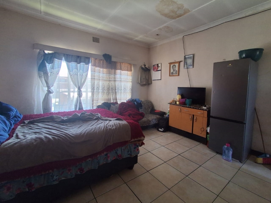 2 Bedroom Property for Sale in Germiston Central Gauteng