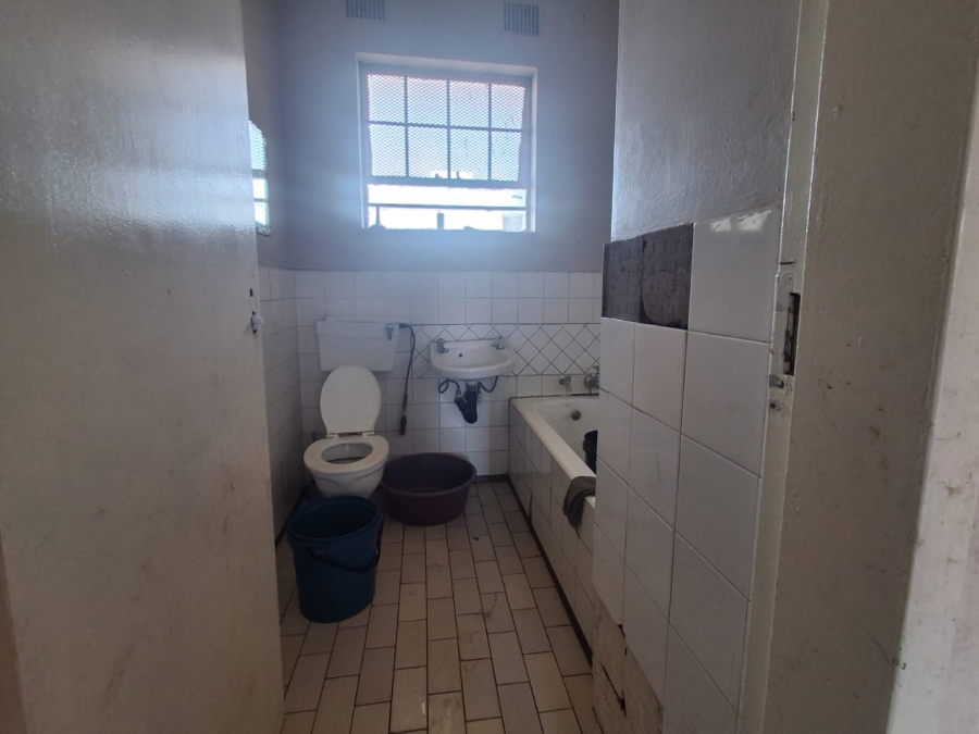 2 Bedroom Property for Sale in Germiston Central Gauteng