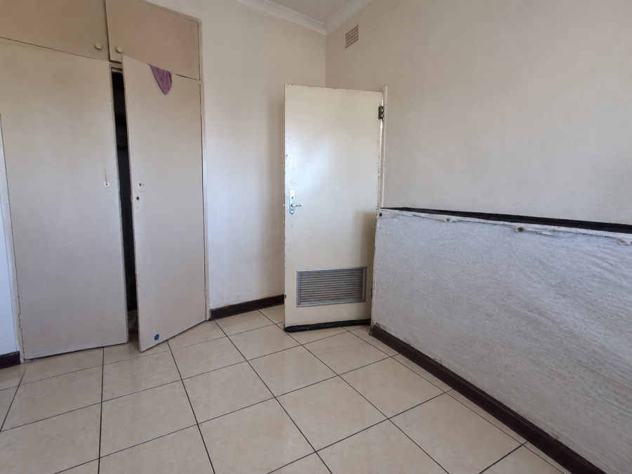2 Bedroom Property for Sale in Germiston Central Gauteng