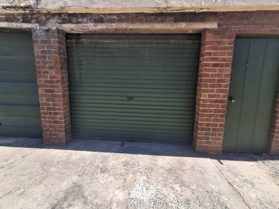 2 Bedroom Property for Sale in Germiston Central Gauteng