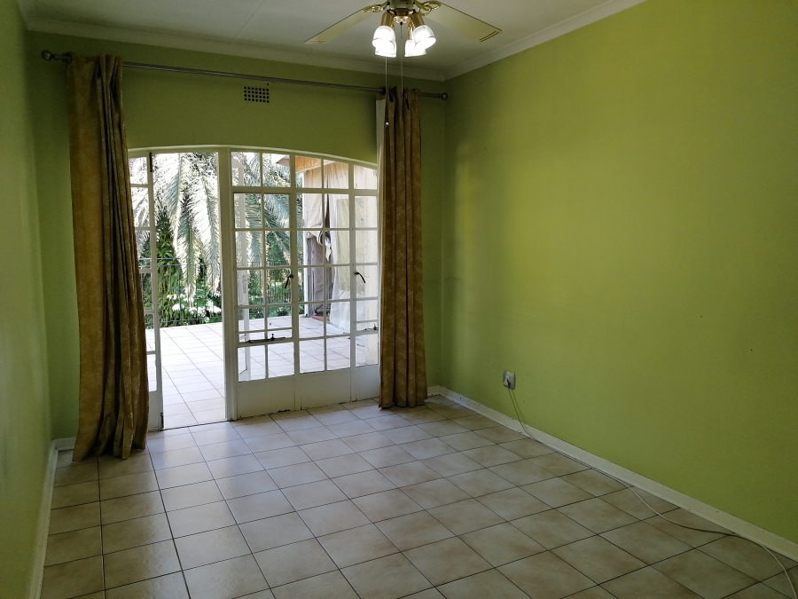 5 Bedroom Property for Sale in Lyndhurst Gauteng