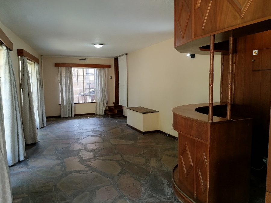 5 Bedroom Property for Sale in Lyndhurst Gauteng