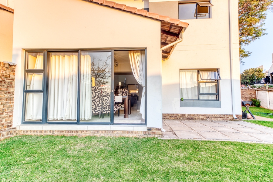 To Let 4 Bedroom Property for Rent in North Riding AH Gauteng