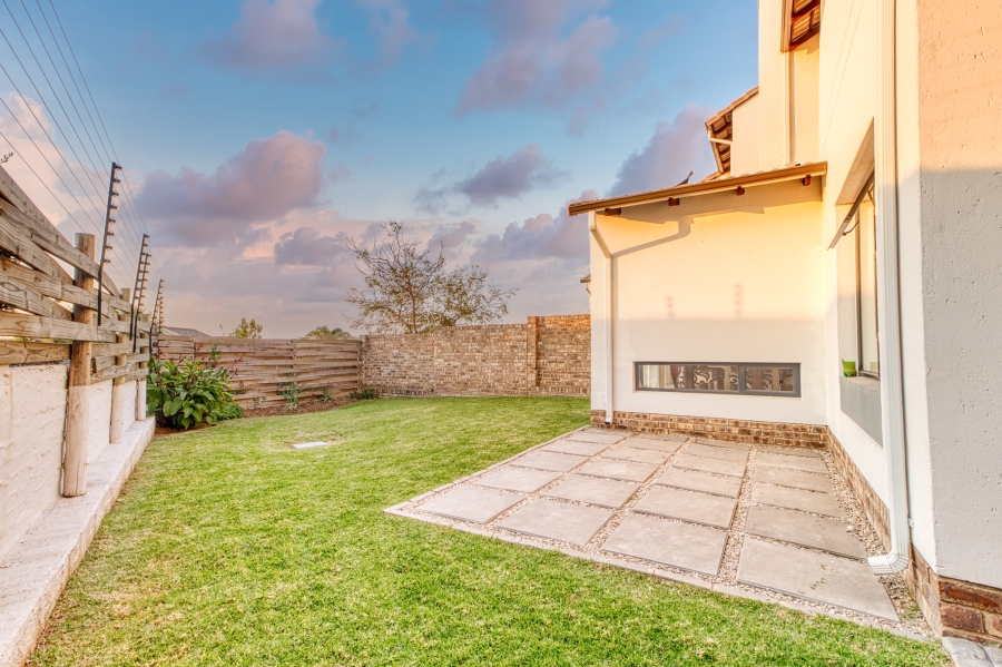 To Let 4 Bedroom Property for Rent in North Riding AH Gauteng