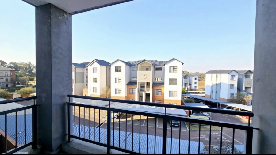 2 Bedroom Property for Sale in Lombardy Estate Gauteng