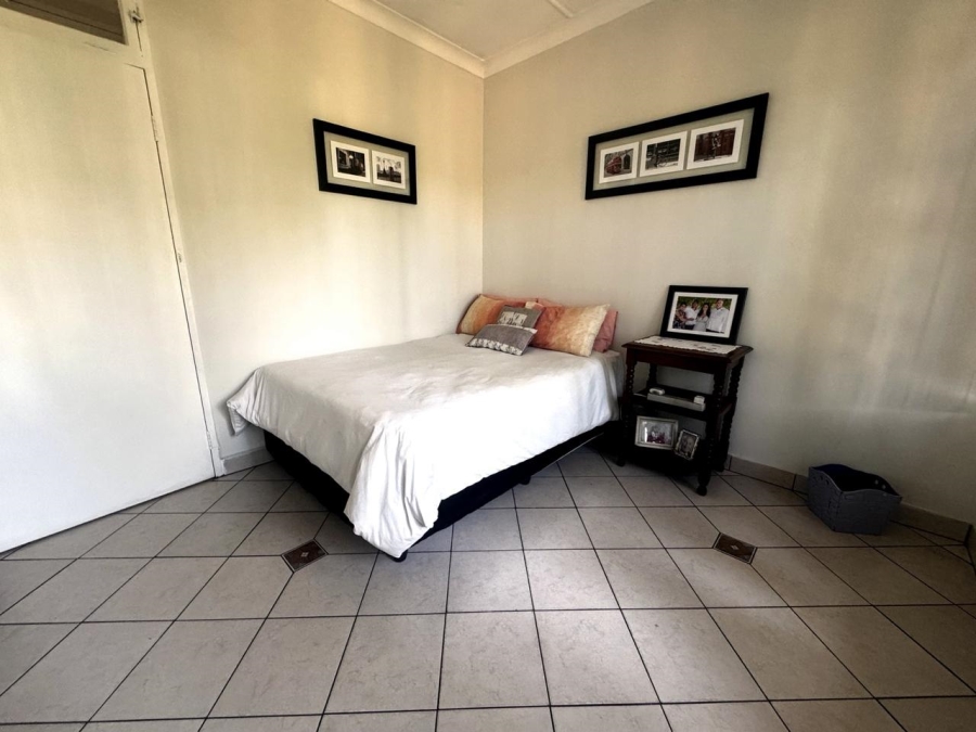 3 Bedroom Property for Sale in Verwoerdpark Gauteng