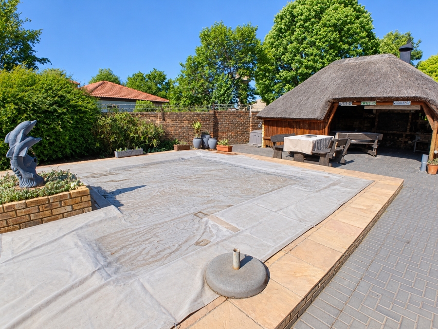 4 Bedroom Property for Sale in Three Rivers East Gauteng