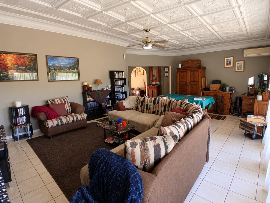 4 Bedroom Property for Sale in Three Rivers East Gauteng