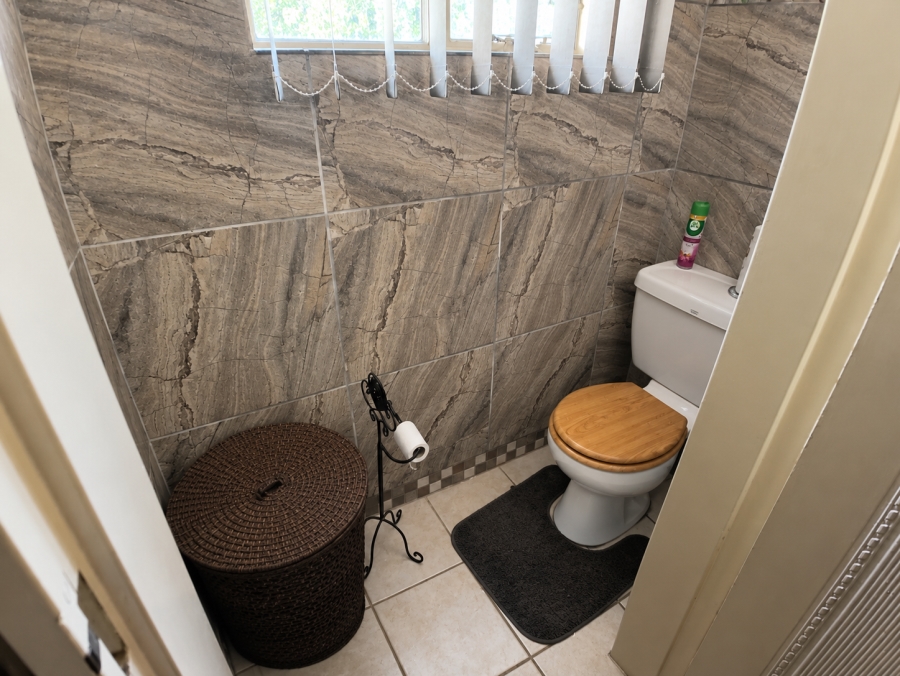 4 Bedroom Property for Sale in Three Rivers East Gauteng