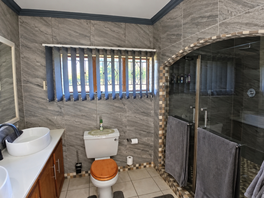 4 Bedroom Property for Sale in Three Rivers East Gauteng