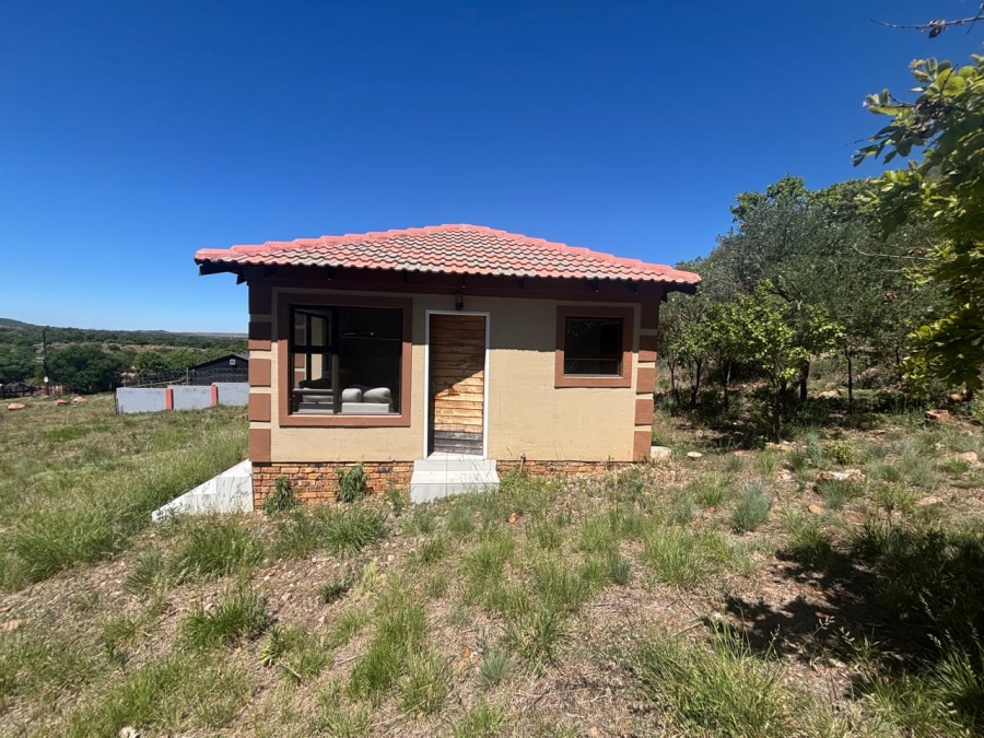 2 Bedroom Property for Sale in Vaaloewer Gauteng