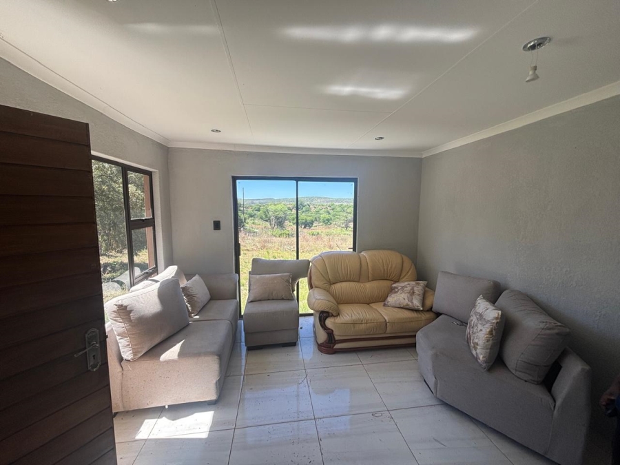 2 Bedroom Property for Sale in Vaaloewer Gauteng