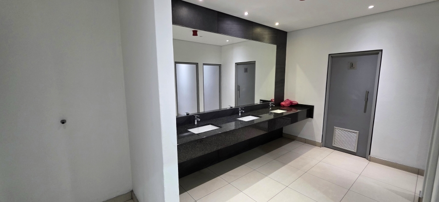 To Let Commercial Property for Rent in Halfway House Gauteng