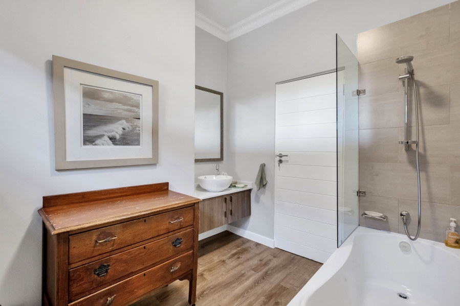 4 Bedroom Property for Sale in Linden Gauteng