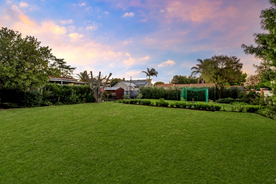 4 Bedroom Property for Sale in Linden Gauteng