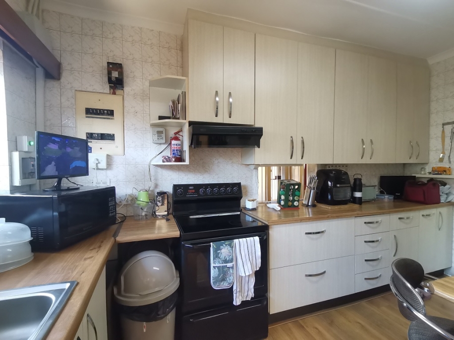 3 Bedroom Property for Sale in Alan Manor Gauteng