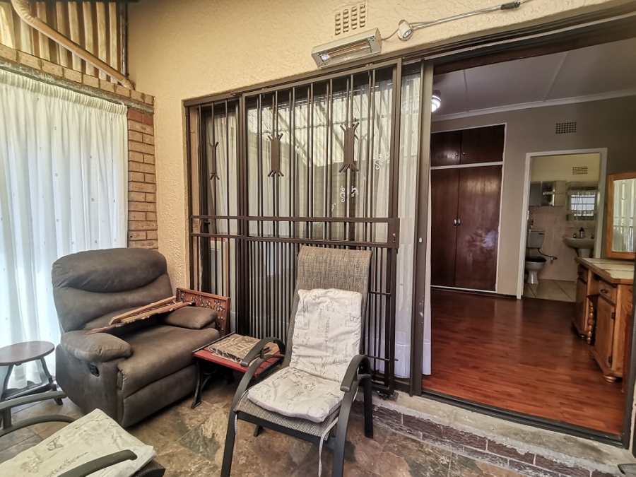 3 Bedroom Property for Sale in Alan Manor Gauteng